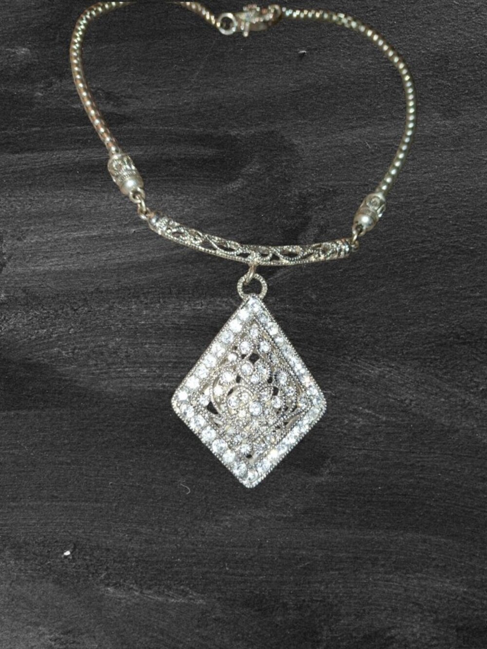 silvertone clear rhinestone pavé kite pendant chain necklace fancy filigree bar